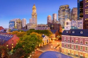 Vista serale del centro storico di Boston