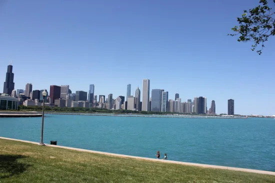 Lago Michigan con skyline di Chicago sullo sfondo